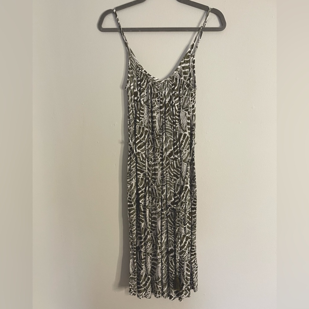 H&M LEAF PATTERN SUMMER DRESS